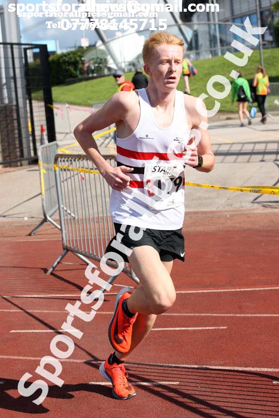 Mens under-17s  Northern 3 Stage Road Relay, SportsCity, Manchester. Photo: David T. Hewitson/Sports for All Pics